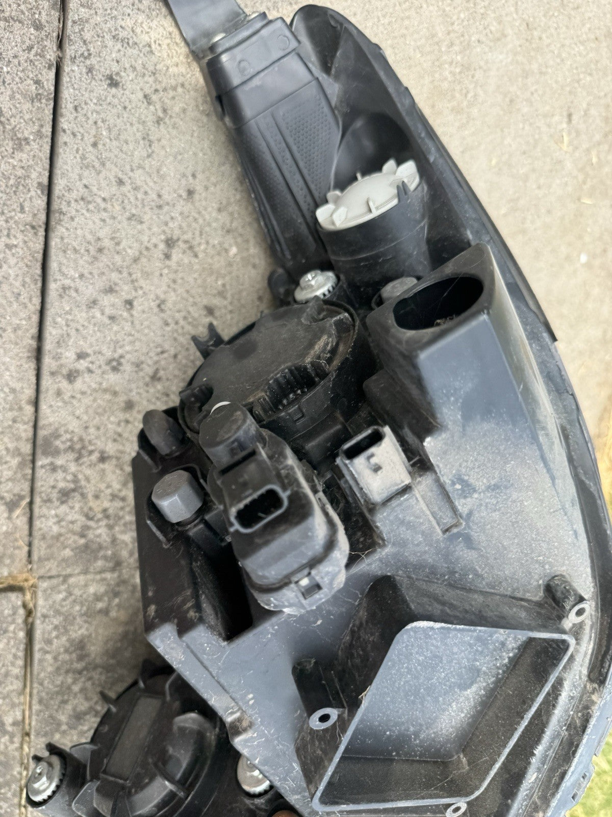 SSANGYONG MUSSO RIGHT HEADLAMP Q200 SERIES HALOGEN TYPE