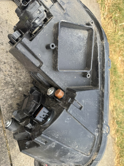 SSANGYONG MUSSO RIGHT HEADLAMP Q200 SERIES HALOGEN TYPE