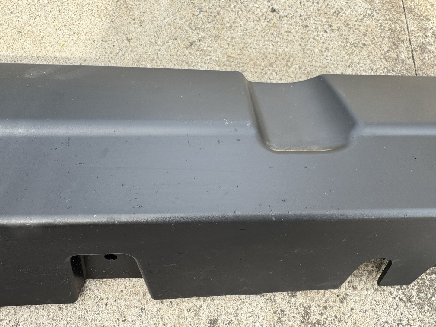 L663 Land Rover Defender Left Side Skirt L8B2-10155-AC
