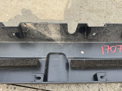 L663 Land Rover Defender Left Side Skirt L8B2-10155-AC