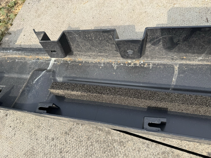 L663 Land Rover Defender Left Side Skirt L8B2-10155-AC