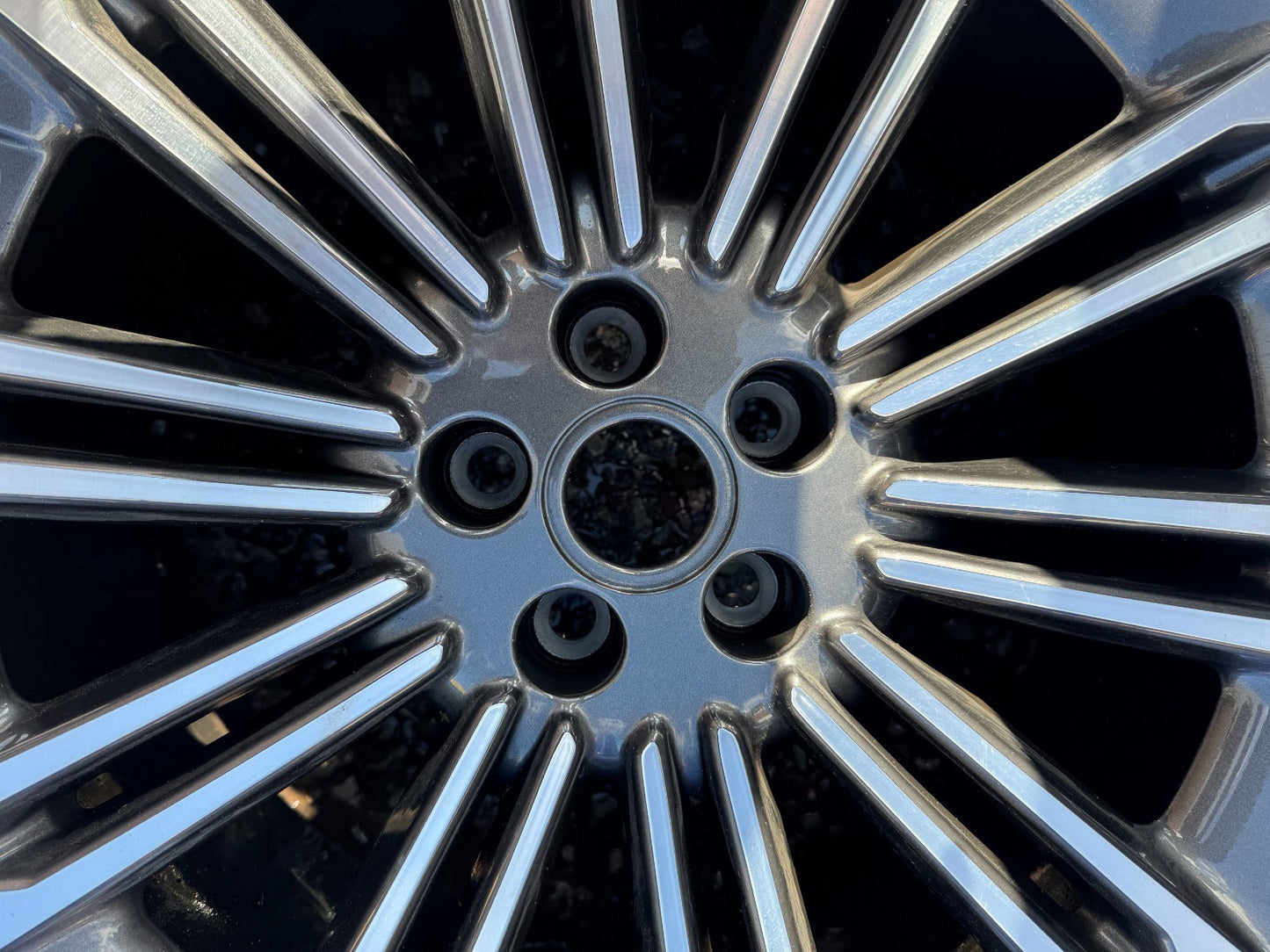4x 2026 RANGE ROVER VELAR L560 20'' STYLE 1075 DIAMOND CUT ALLOY WHEELS