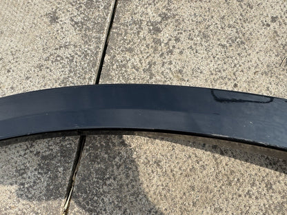 VOLKSWAGEN TOUAREG CR7 Front Right Fender Molding 760853718AGRU