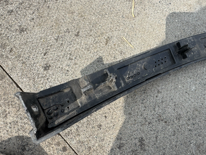 VOLKSWAGEN TOUAREG CR7 Front Right Fender Molding 760853718AGRU