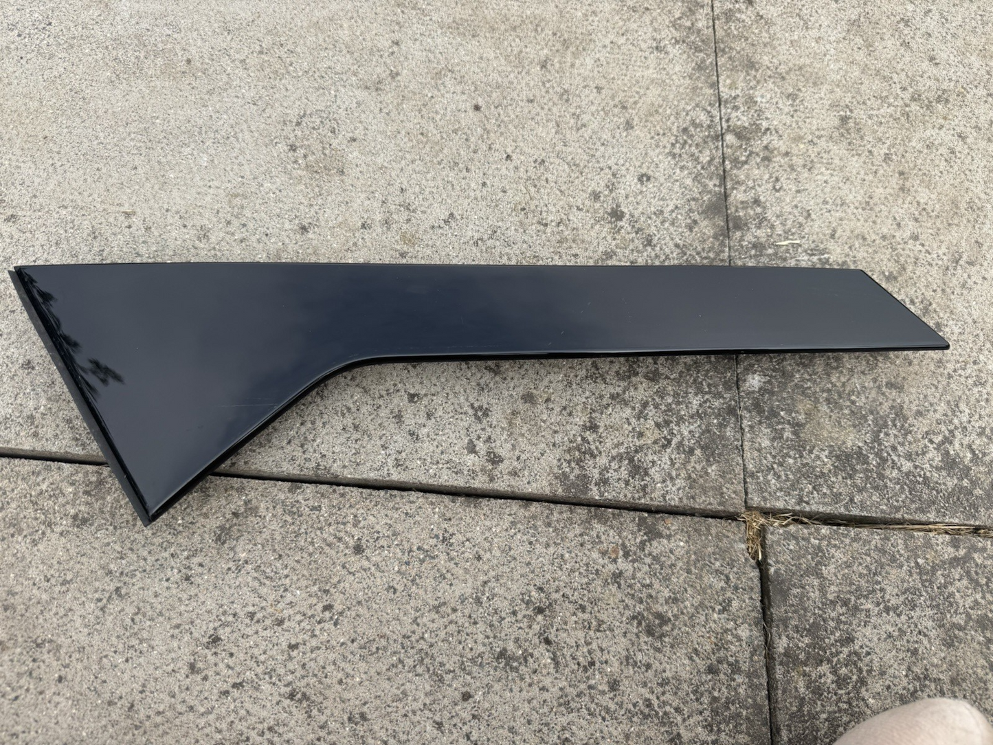 Peugeot 3008 III 2024 Rear Door Window Trim Glass Moulding 9841052780 AMD243922