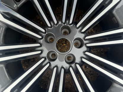 4x 2026 RANGE ROVER VELAR L560 20'' STYLE 1075 DIAMOND CUT ALLOY WHEELS