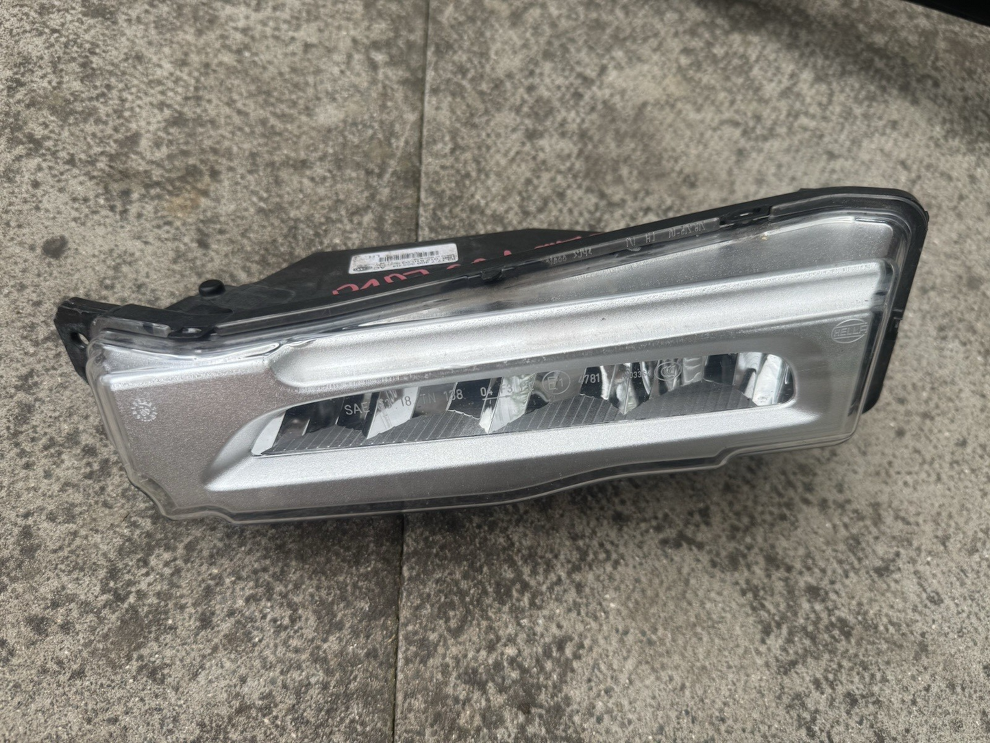 GENUINE Fog Light BMW X4 2018-2019 Lamp LED Passenger Side
