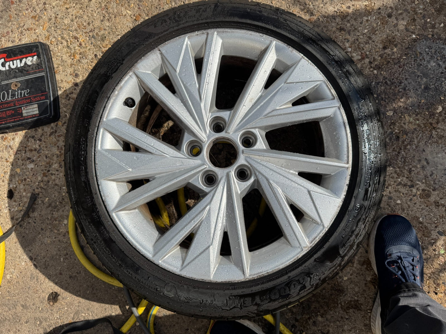 1x Genuine Audi A3 8Y 17” Alloy Wheel Rim 8Jx17 8Y0601025D Kerb Rashed