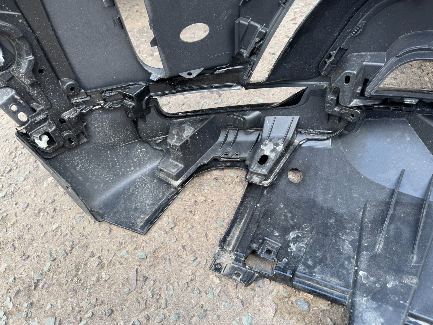 2026 DISCOVERY DYNAMIC L462 20-ON FRONT BUMPER MY42-17F003-AAW MY4217F003AAW