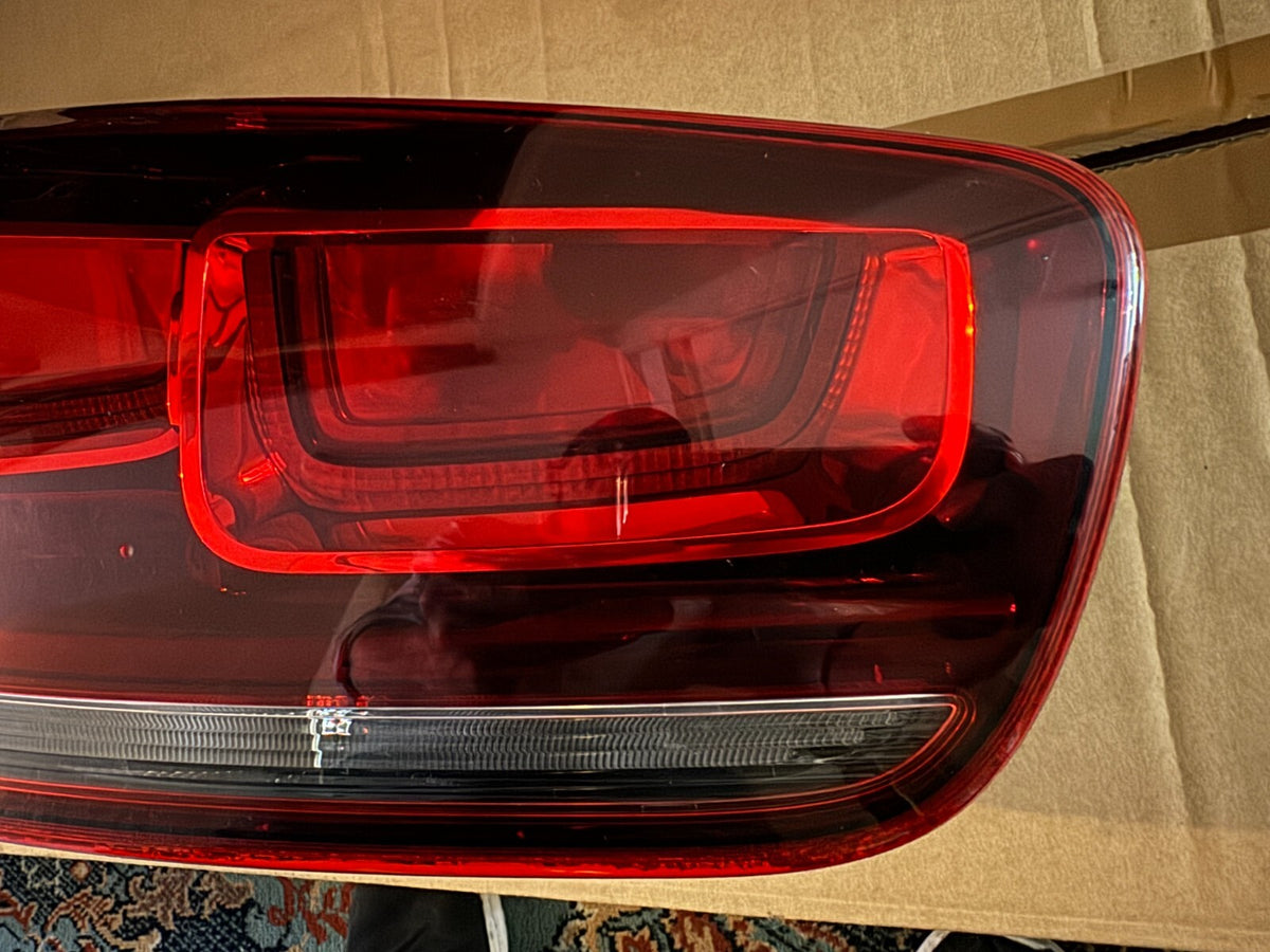 Citroen C4 Grand Picasso MK2 Passenger Side Rear Light LED 9677502680