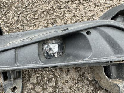 Right Front Fog Lamp RH LED SsangYong Rexton MJ 2021- Damaged