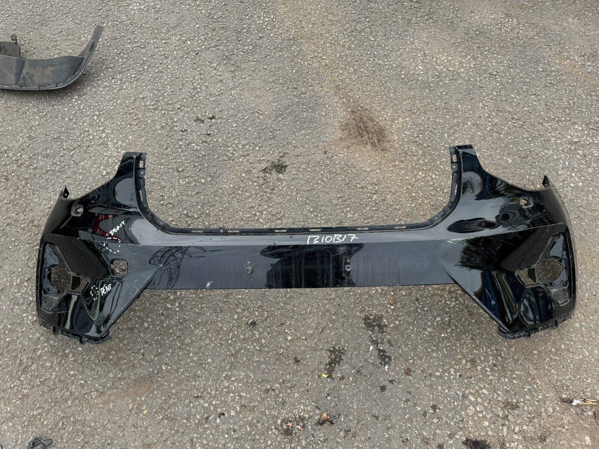 กันชนหน้า VOLVO XC40 2022 ขึ้นไป 5 ประตู SUV แท้ p/n 31690933