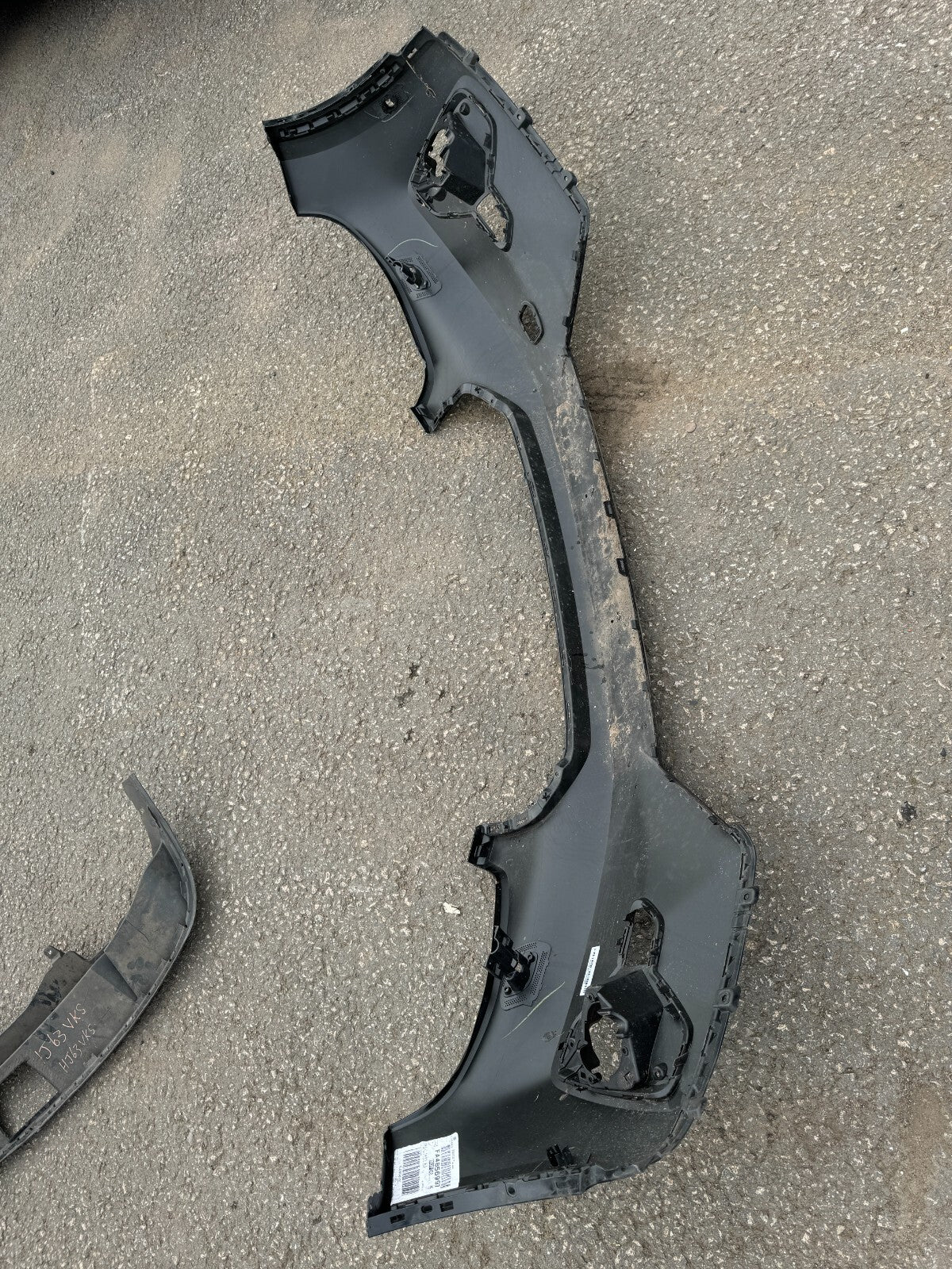 กันชนหน้า VOLVO XC40 2022 ขึ้นไป 5 ประตู SUV แท้ p/n 31690933