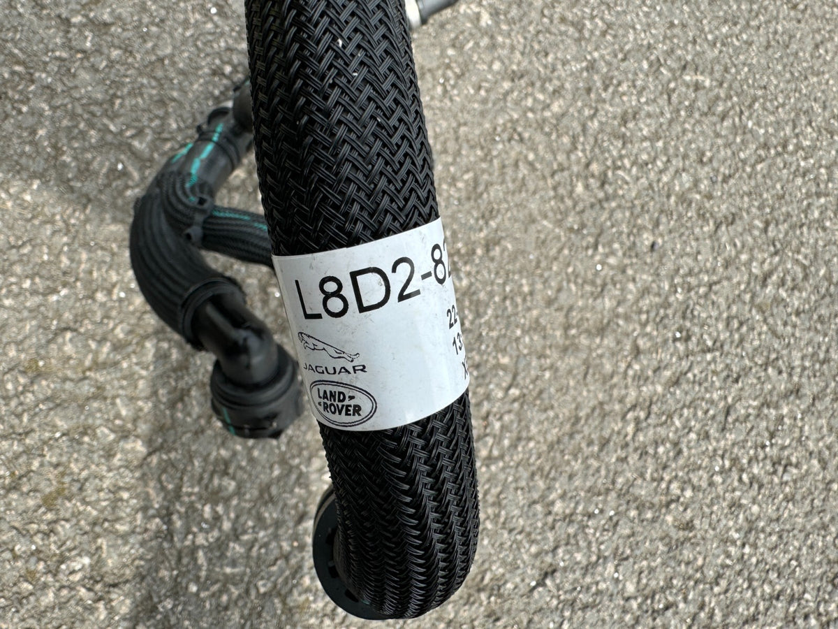 LAND ROVER DISCOVERY SPORT L550 1.5 P300e Hybrid 4x4 Hoses L8D2-8260-BA 2022