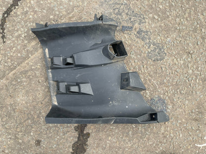 2021 Jaguar Land Rover support bracket m8d2-17e950-b