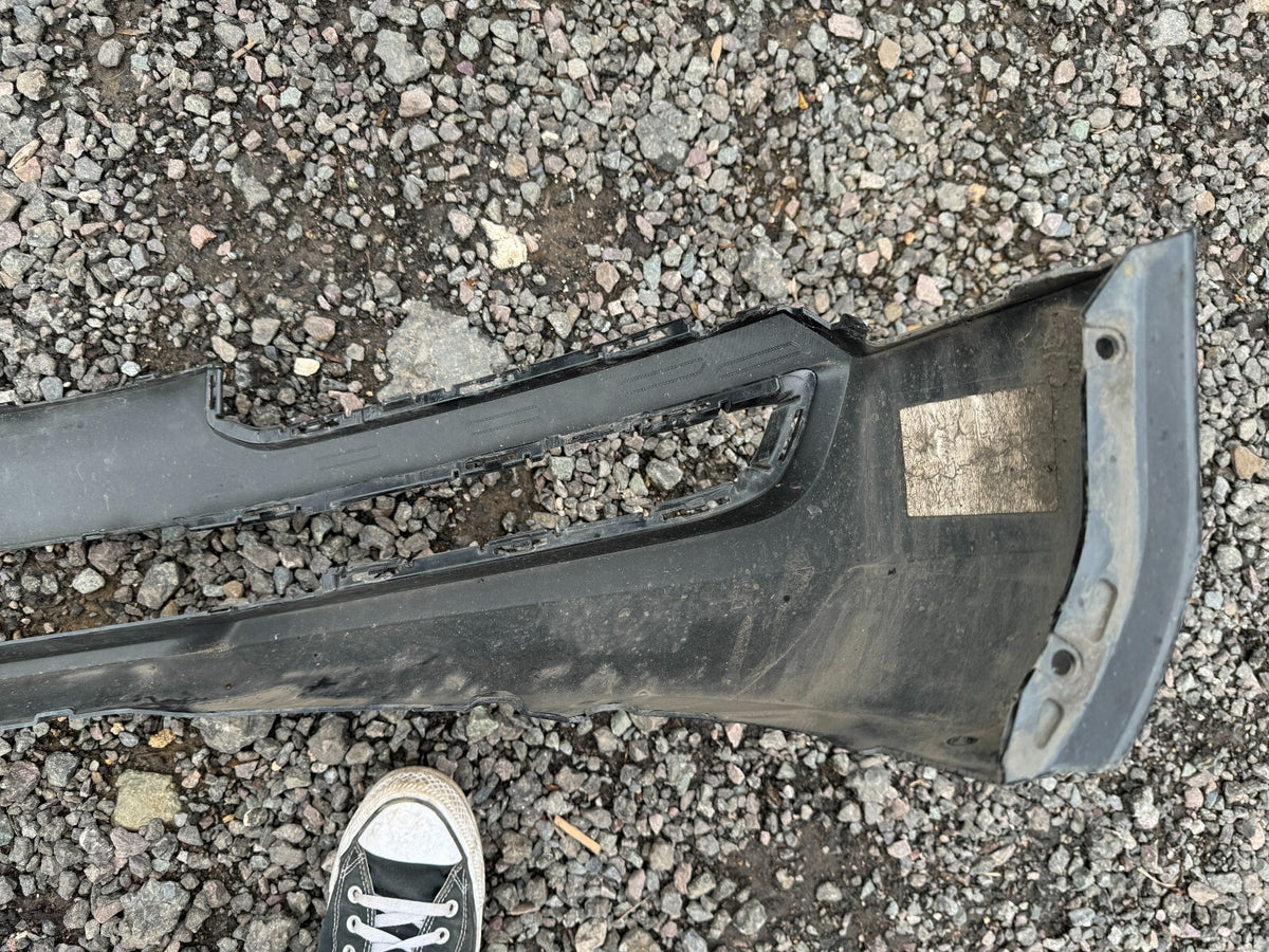 VOLVO V90 B4 B5 INSCRIPTION 2021 încoace PRELUNGIRE SPOILER BARA FATA DETERIORATĂ
