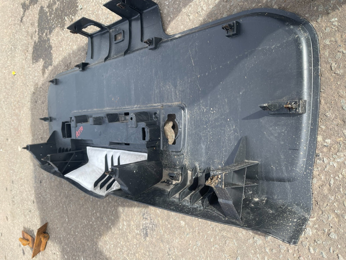 2018 - 2021 Lower Gate Trim - Volvo XC60 Part number: 31426914
