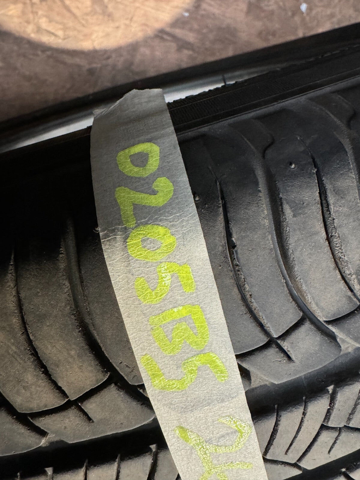 265 45 21 Michelin Latitude Tour HP M+S J LR 5.5mm