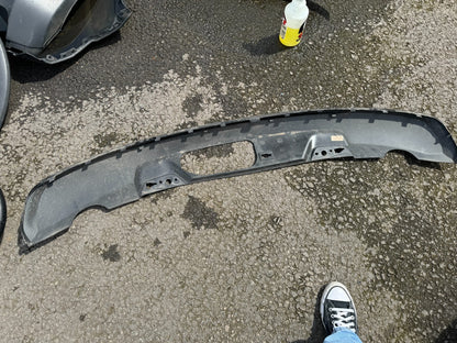 Tấm líp cản sau chính hãng Volvo XC40, C40 2018 đến 2024 32273900 (2 có sẵn)