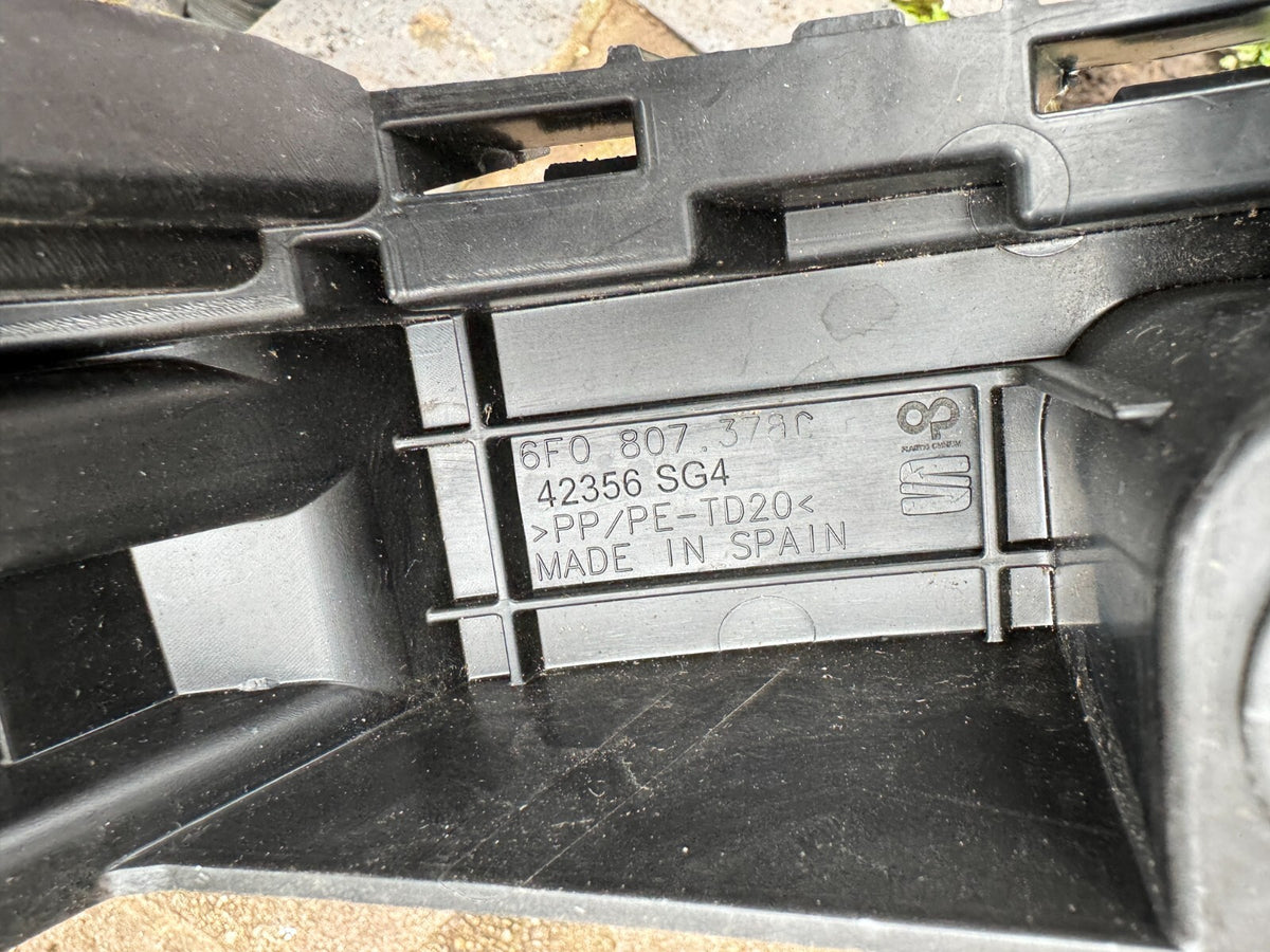 2022 ขายึดกันชนหลัง ขวา ฝั่งคนขับ แท้ SEAT IBIZA 6F0807378C