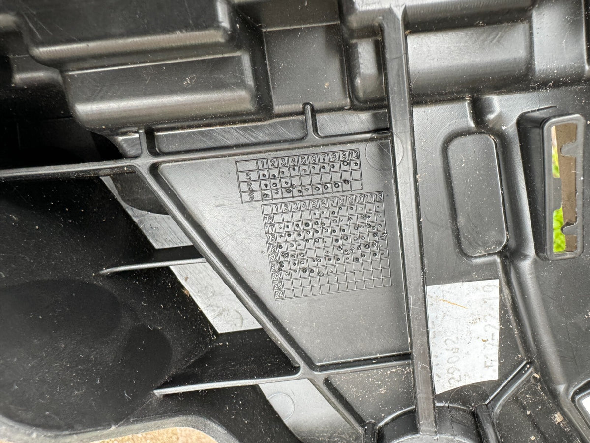 2022 ขายึดกันชนหลัง ขวา ฝั่งคนขับ แท้ SEAT IBIZA 6F0807378C