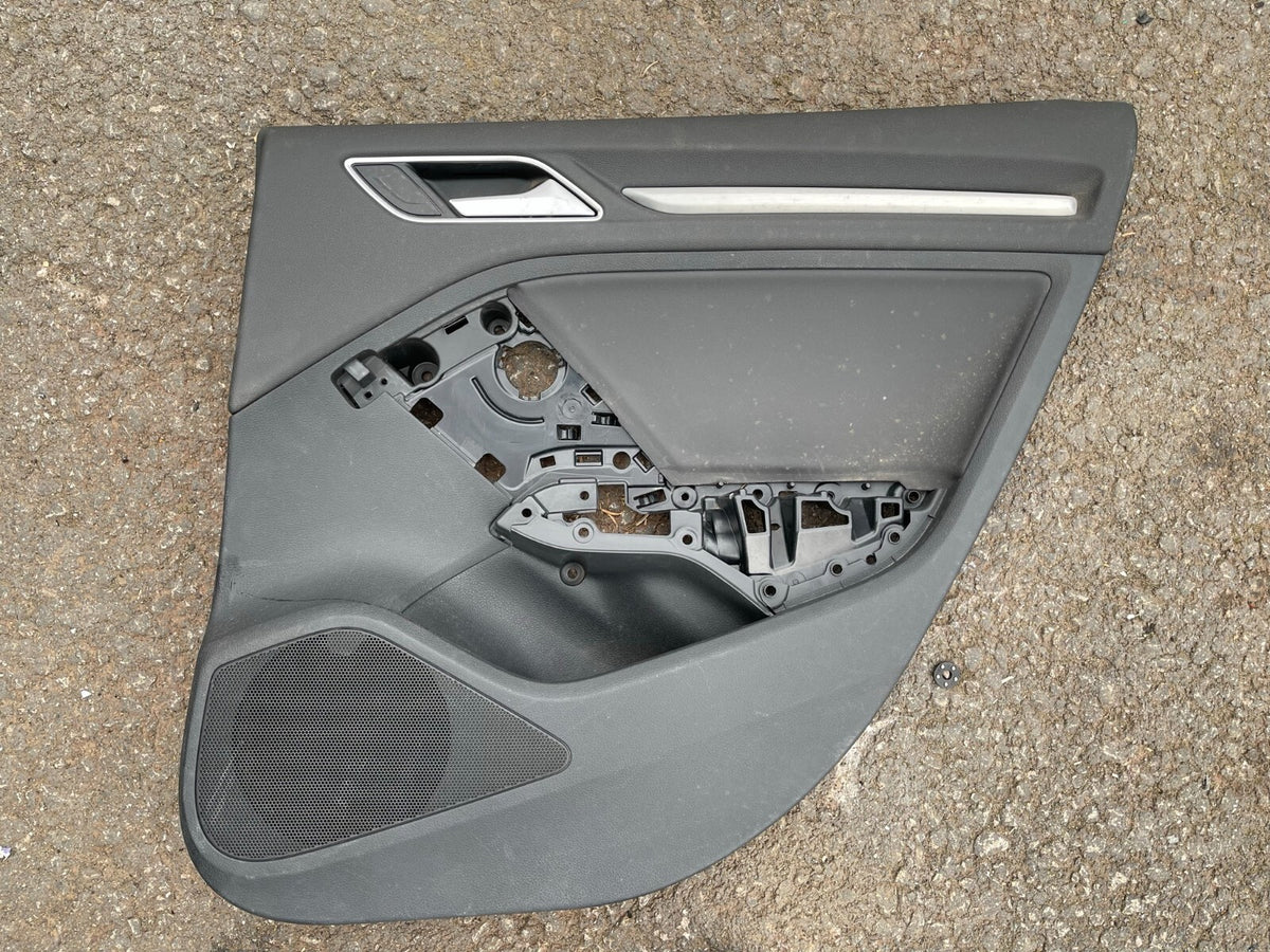 AUDI A3 S3 RS3 8V SALOON DRIVERS SIDE REAR DOOR CARD 8V5867306 FREE P&P