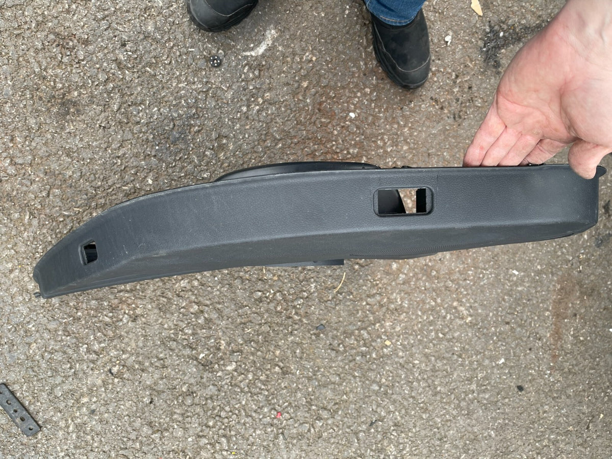 AUDI A3 S3 RS3 8V SALOON DRIVERS SIDE REAR DOOR CARD 8V5867306 FREE P&P