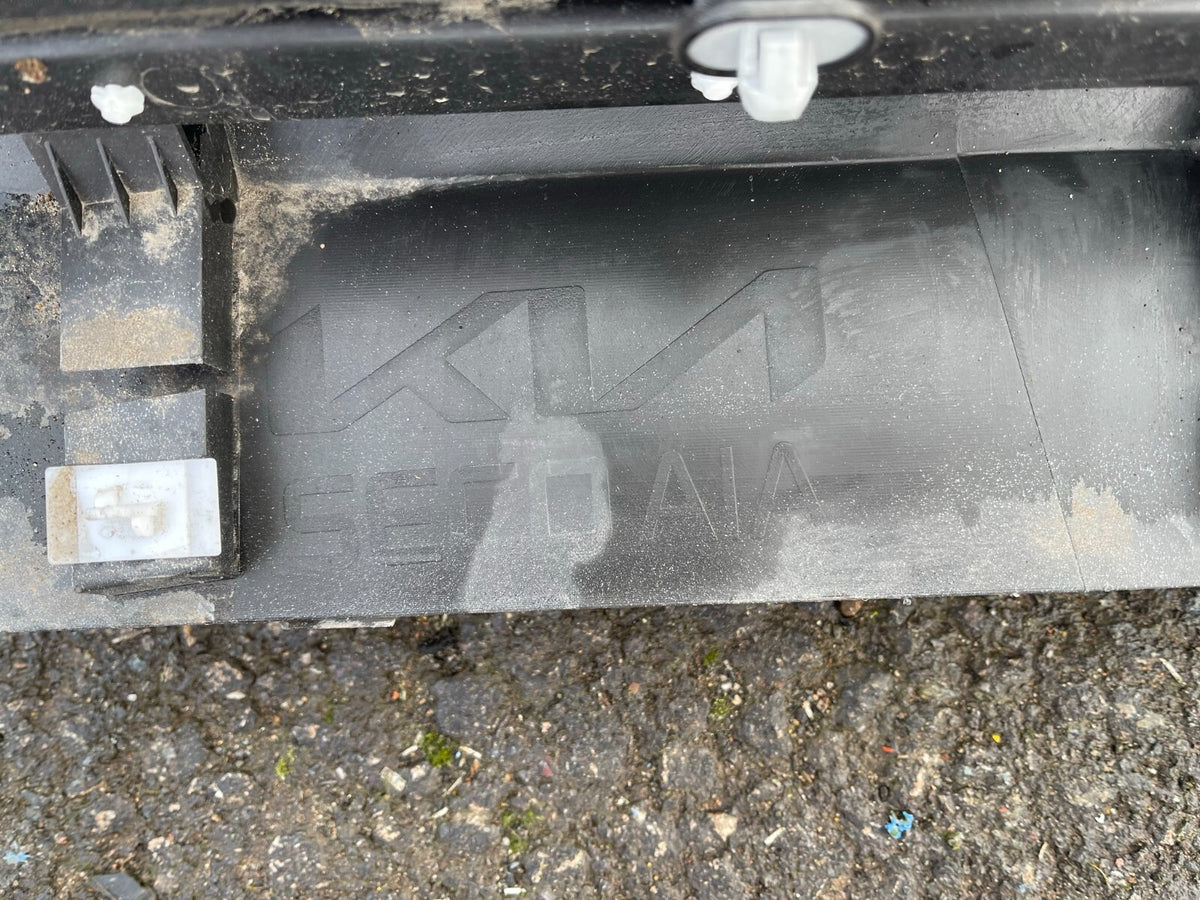 2019-2020 Hyundai Kona Electric 87751K4000PGY sill LH Left