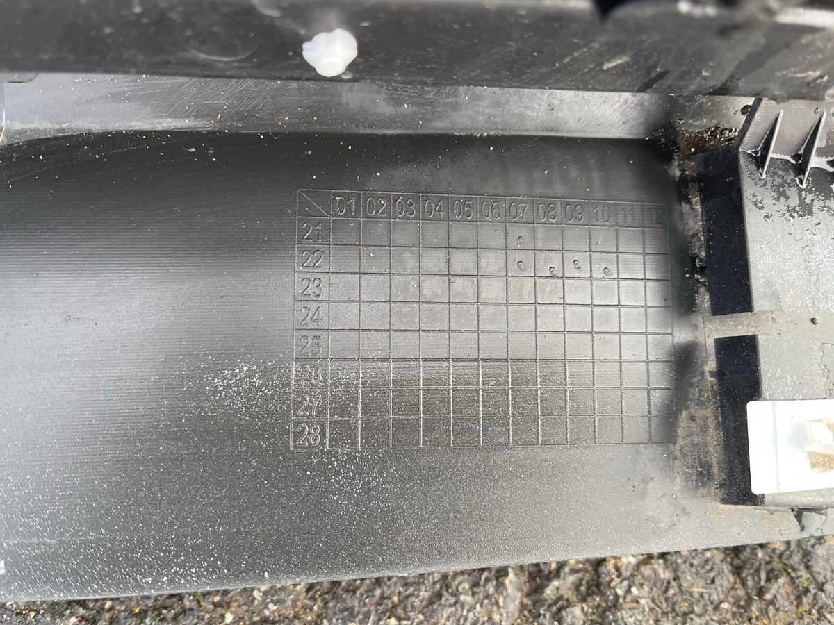 2019-2020 Hyundai Kona Electric 87751K4000PGY sill LH Left