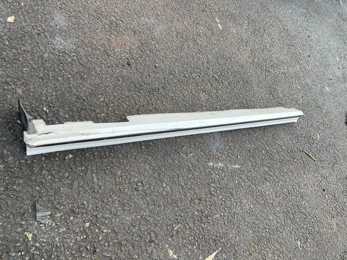 2019-2020 Hyundai Kona Electric 87751K4000PGY sill LH Left