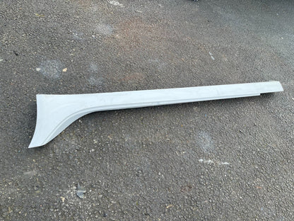 JAGUAR XF SIDE SKIRT LEFT PASSENGER  2015-ON GENUINE (GX63-101D57-A)