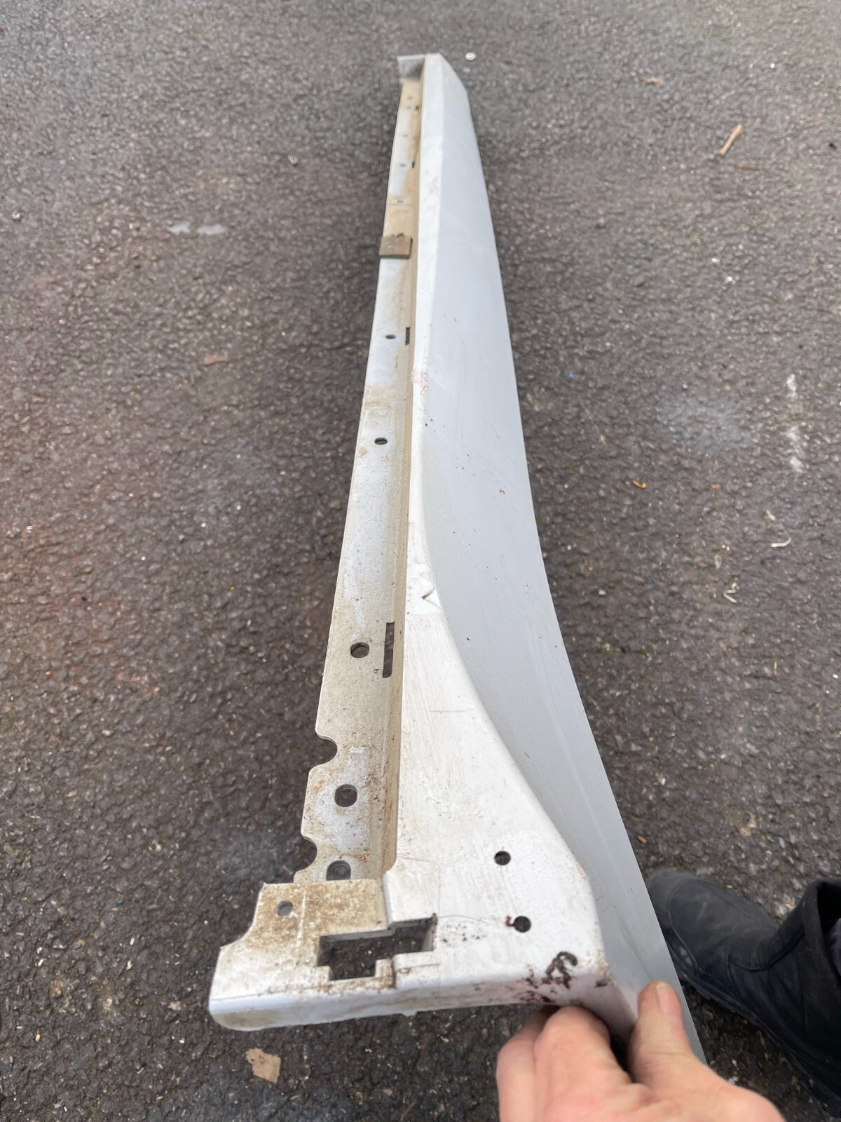 JAGUAR XF SIDE SKIRT LEFT PASSENGER  2015-ON GENUINE (GX63-101D57-A)