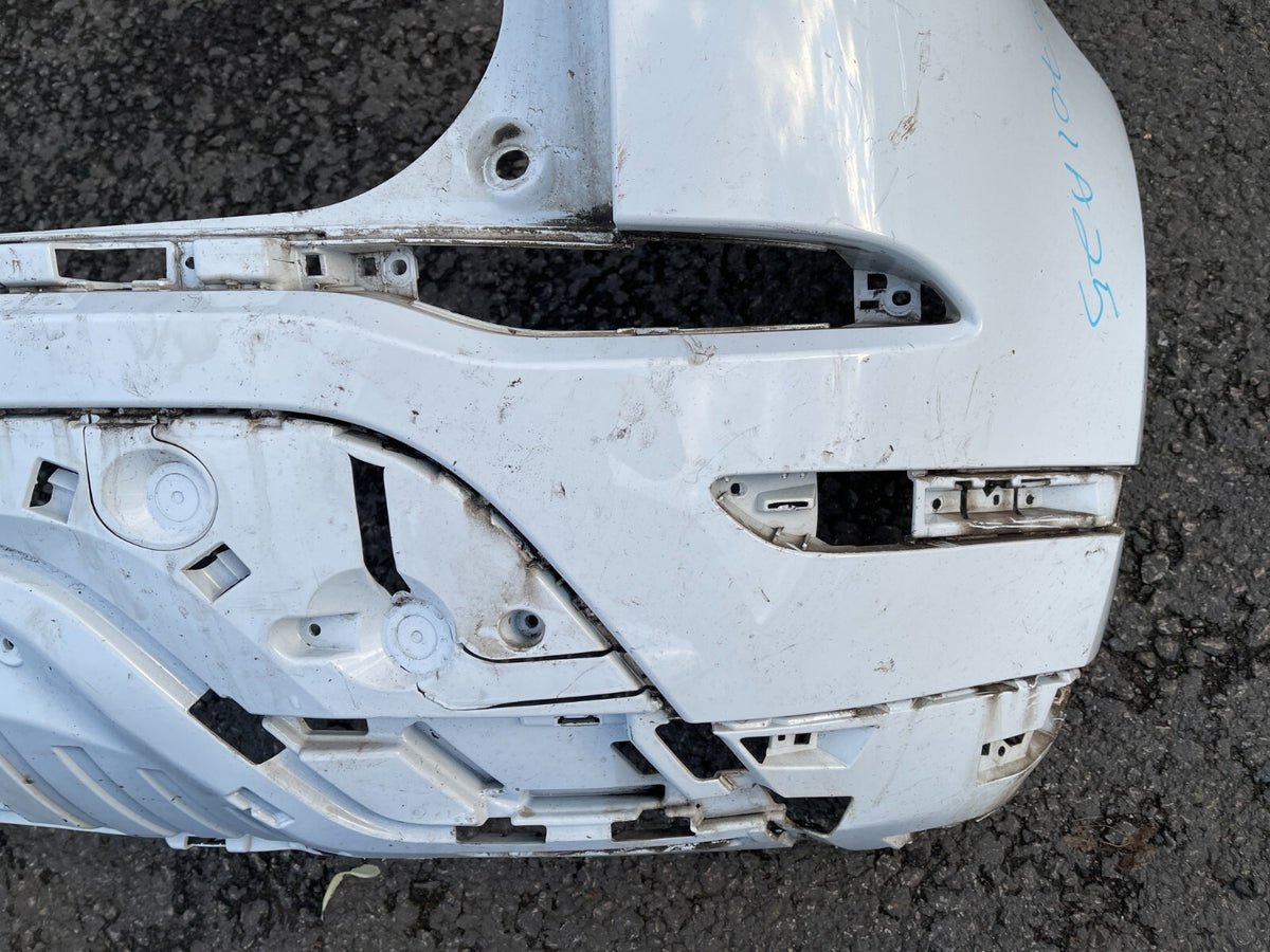 Land Rover Range Rover Evoque 2019 L551 Bumper Belakang Warna Fuji White
