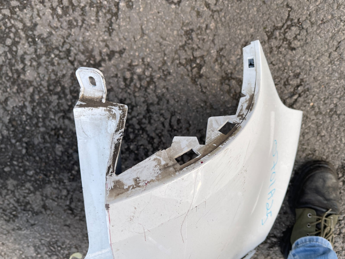 Land Rover Range Rover Evoque 2019 L551 Bumper Belakang Warna Fuji White