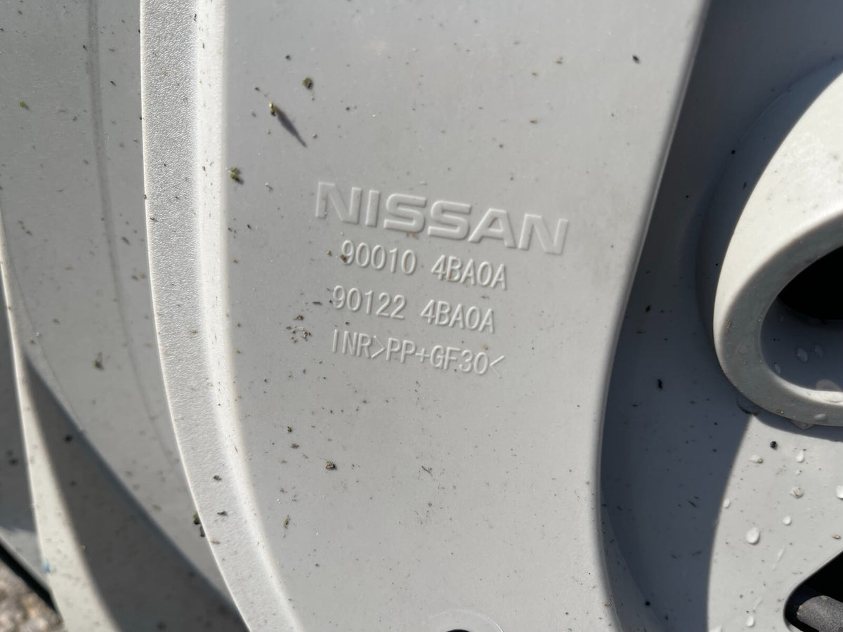 Genuine Nissan X Trail Tailgate Bootlid 2013 + BARE