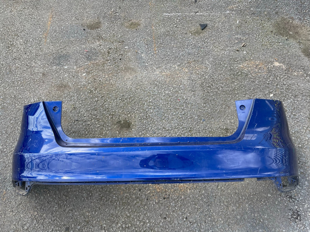 2015-2018 FORD FOCUS BUMPER BELAKANG WARNA BIRU. F1EB-17906-A