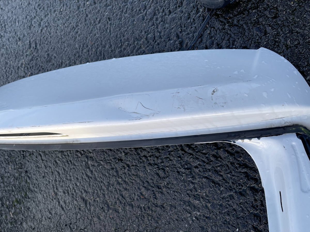 GENUINE VOLKSWAGEN TIGUAN TAILGATE BOOTLID 5N082717