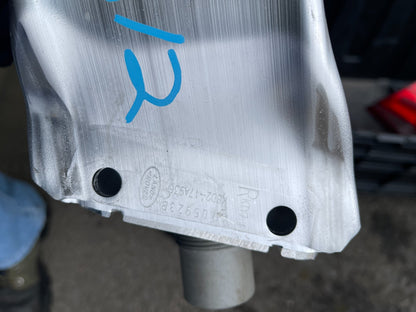 2 LAND ROVER DISCO SPORT L550 EVOQUE 前保桿內鐵 支架 支撐架