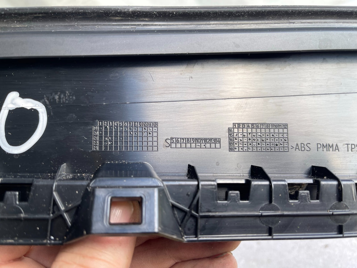 2022 VW PASSAT TÜRBLENDE B-SÄULE HINTEN LINKS 3G0839901T
