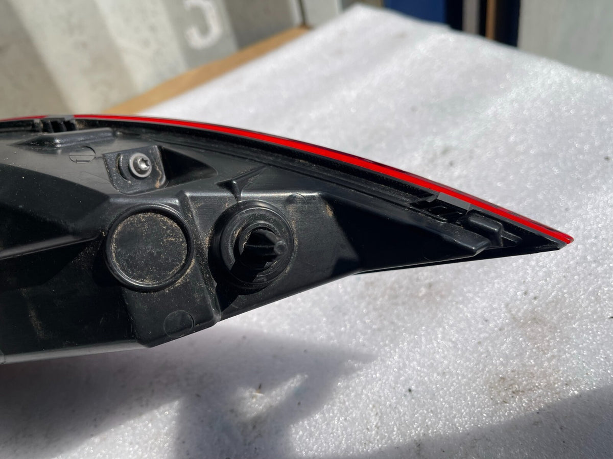 2022 Jaguar XF X260 Rückleuchte links JX6313405AF ORIGINAL SPORTSBRAKE LED