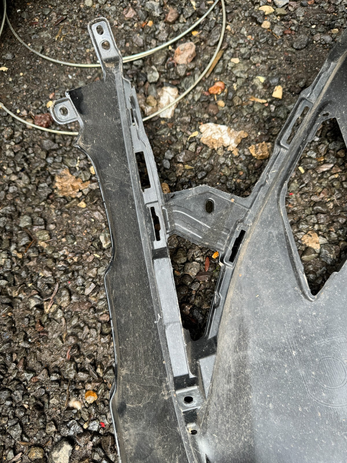 GENUINE TOYOTA PRIUS MK4 15-2019 FRONT LEFT PASSENGER SIDE BUMPER CORNER