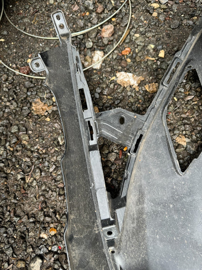 GENUINE TOYOTA PRIUS MK4 15-2019 FRONT LEFT PASSENGER SIDE BUMPER CORNER