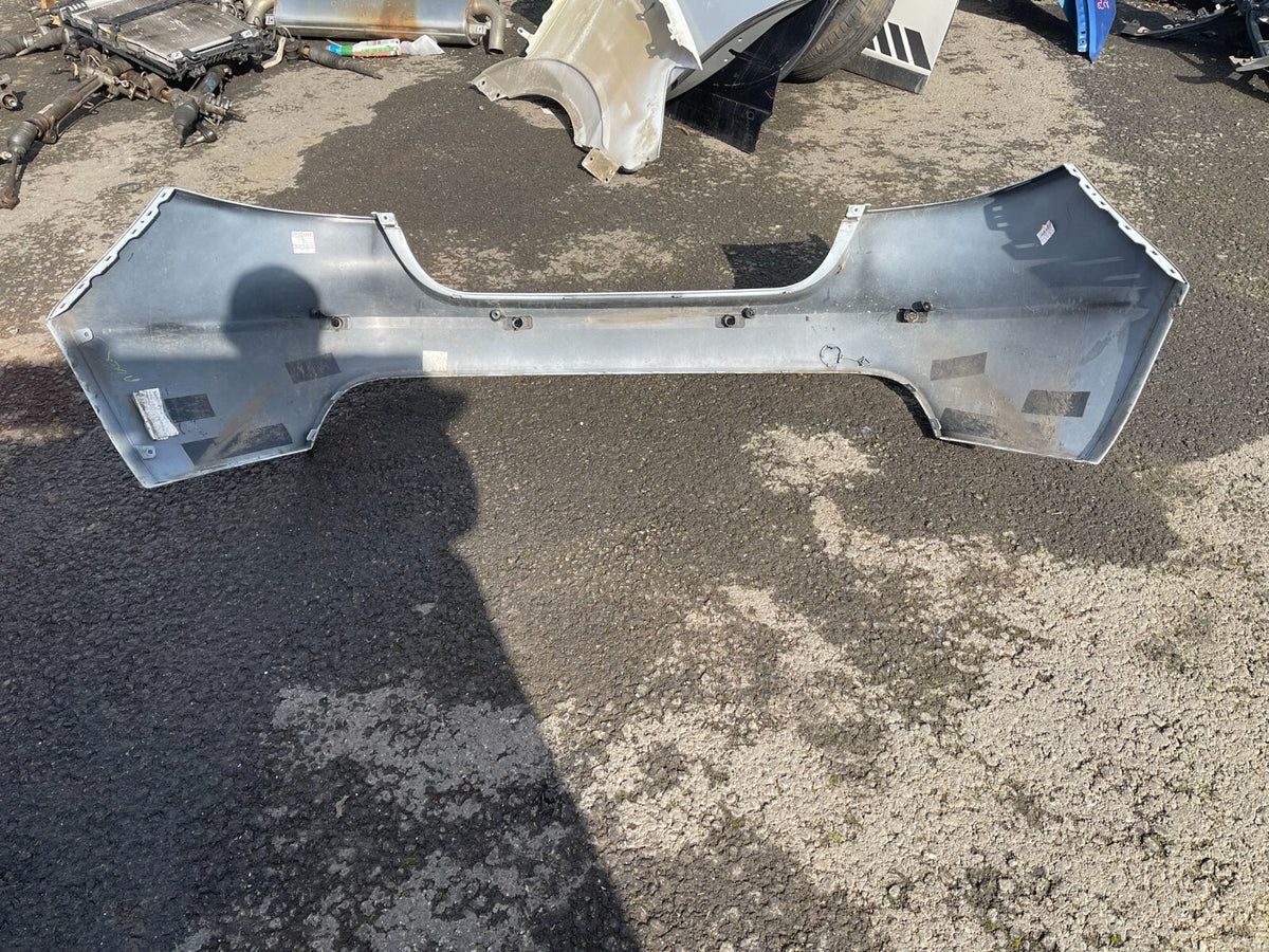 GENUINE JAGUAR XE 2015 onwards REAR BUMPER IN WHITE P/N:GX7317D781AAW