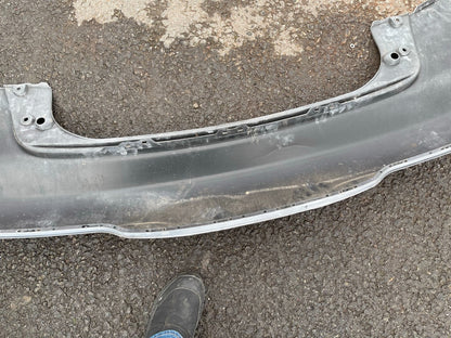 2018 NISSAN JUKE Mk1 5 Pintu Hatchback Bumper Belakang Merah Komplit