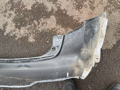 2018 NISSAN JUKE Mk1 5 Pintu Hatchback Bumper Belakang Merah Komplit