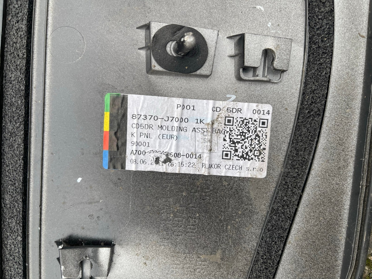 2019 List Pintu Bagasi Kia Ceed 87370J7000 HYUNDAI/KIA Moulding assy-back panel
