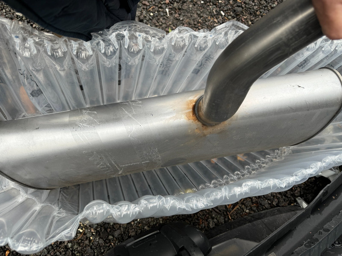 BARU Original Knalpot Belakang - Volvo (32292042) 2019-2023 Volvo S90