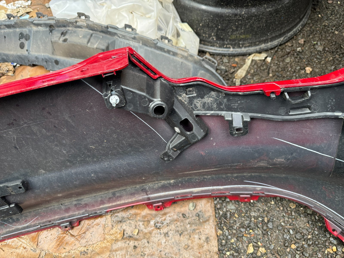 2022 Jaguar F-Type P450 bumper belakang warna Firenze Red X152