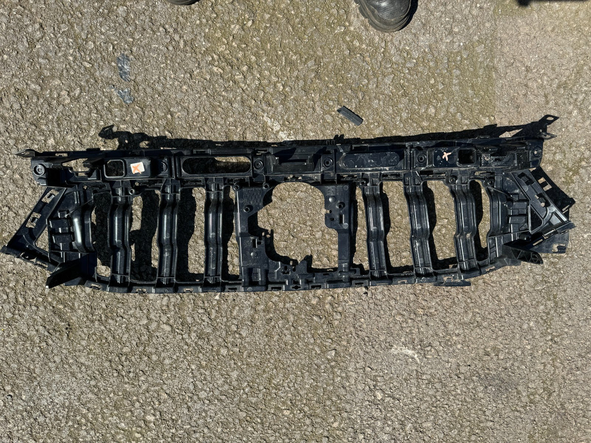 MERCEDES-BENZ EQA H243 250 前保桿水箱罩支架 A2438884900 2023