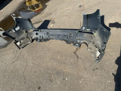 Cản sau Land Rover Discovery Sport L550 2015-2019 Mã phụ tùng FK72-17D781-A